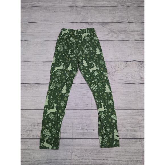 3/4 Dot Dot Smile Holiday Pajamas - Picture 8 of 8